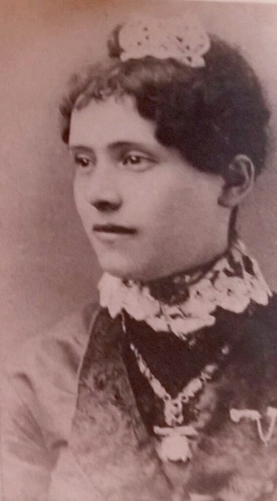 Mary "Mollie" (McClain) Beardsley